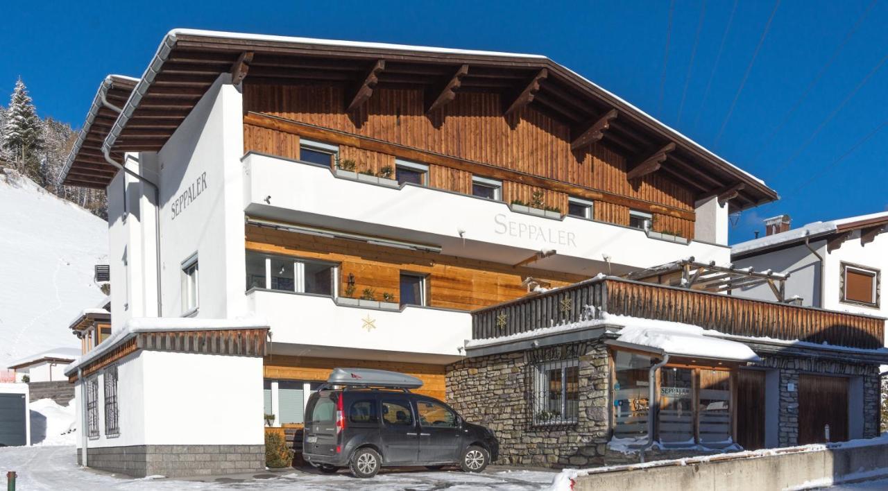 Lodge Seppaler Sankt Anton am Arlberg Exteriör bild